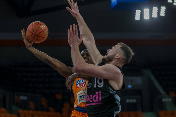 这次的三冠 这次的三冠