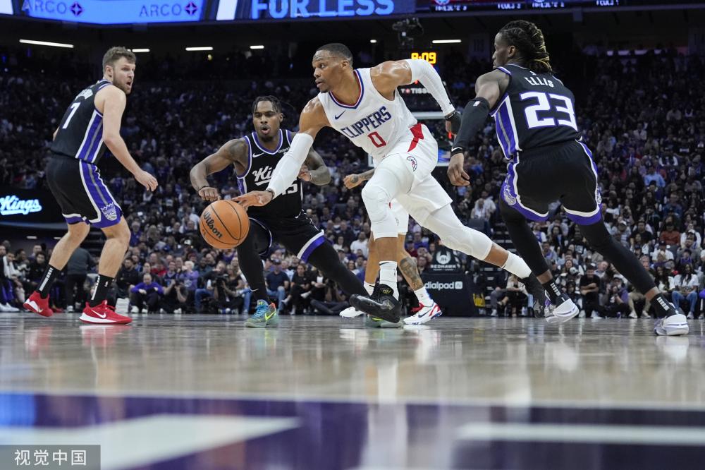 因伤缺阵 因伤缺阵